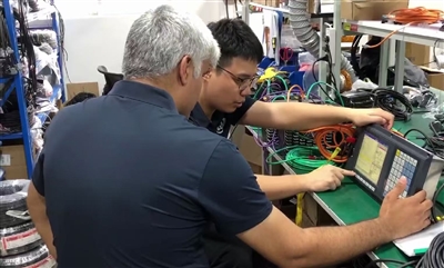 Warmly Welcome Our Customers To Visit Our Company To Learn About Machine Tools And Controllers